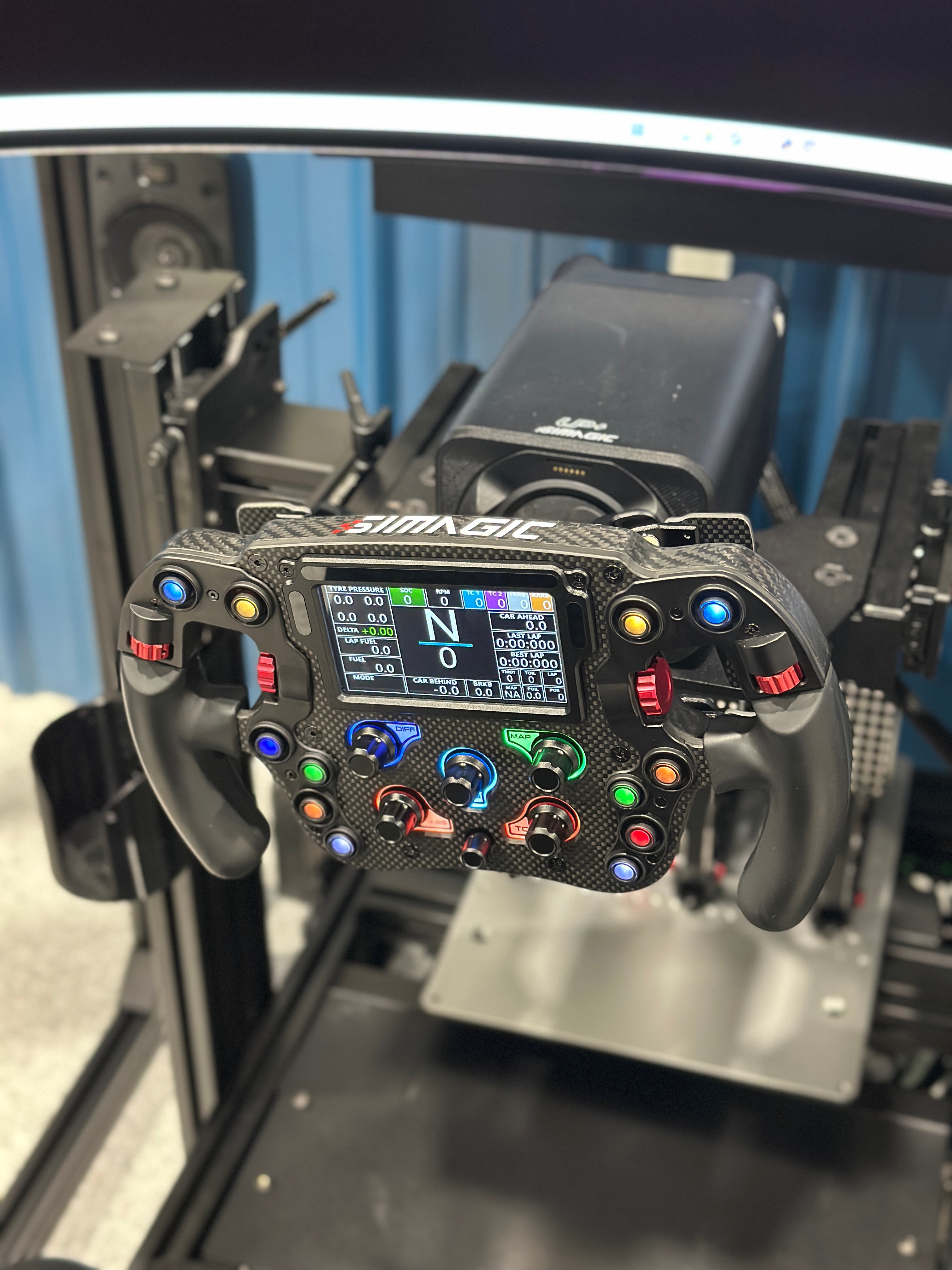 R1 Motion Turnkey Simulator