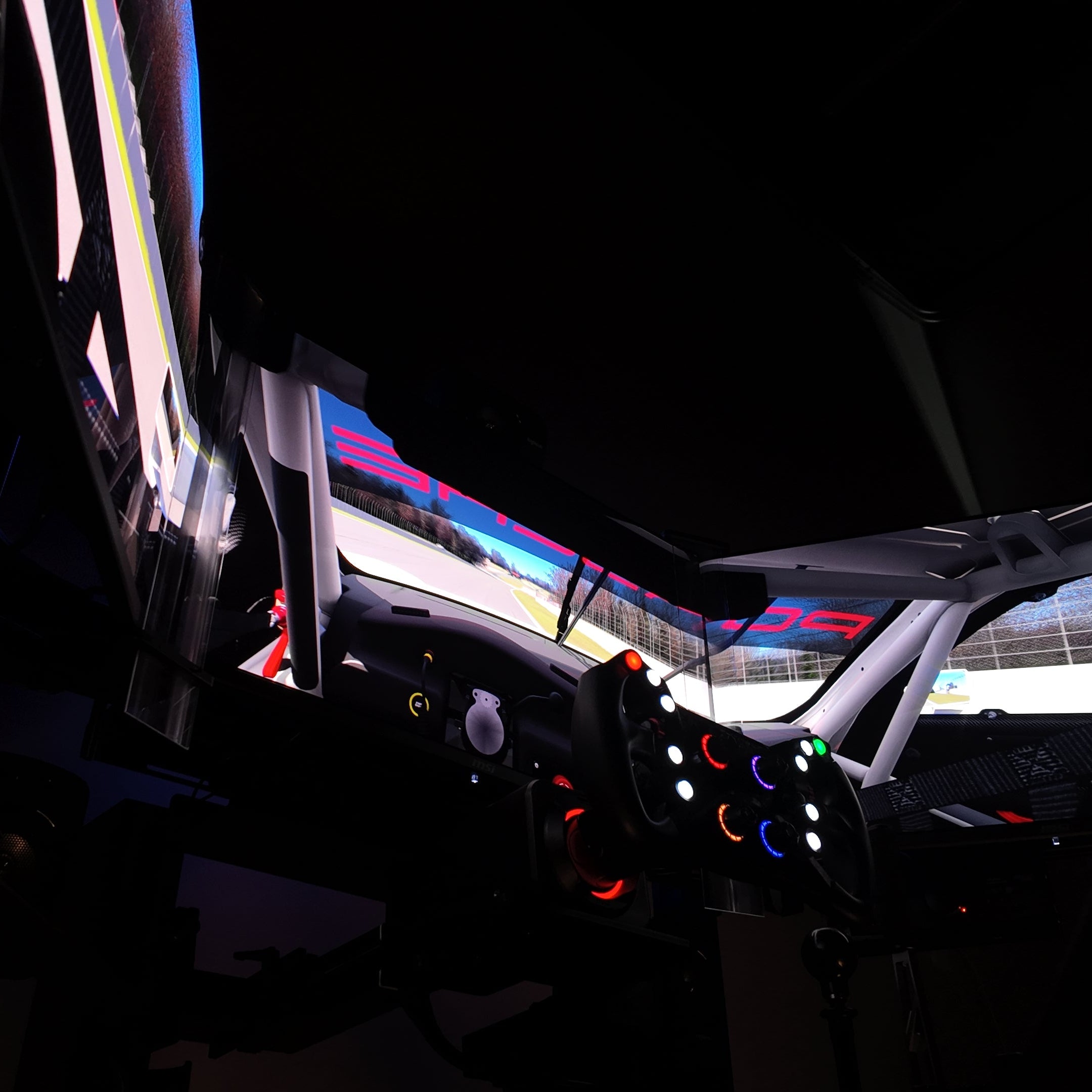 R2 Turnkey Simulator